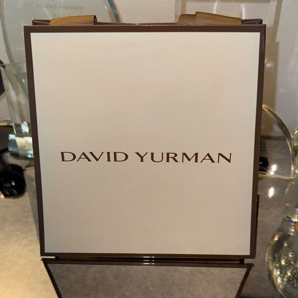 David Yurman White and Brown Box
